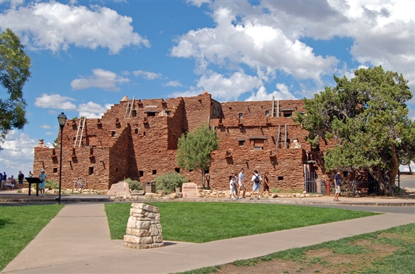 hopi_house.jpg